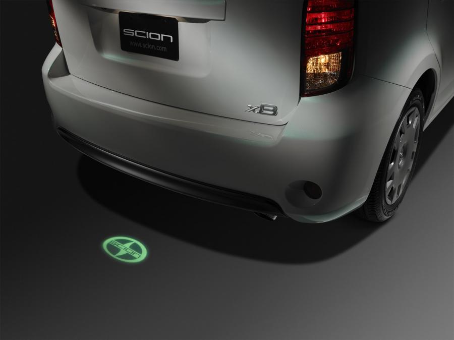 Детали экстерьера Scion xB Release Series 10.0 2014 года  (фото 6 из 9)